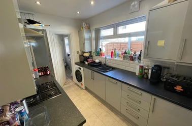 Warwards Lane, Selly Park, Birmingham - Image 3